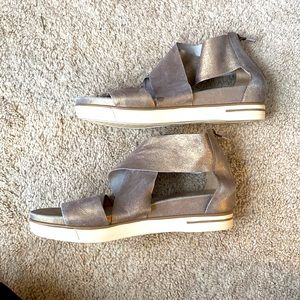 Eileen Fisher Metallic Sport Suede Sneaker Sandal Women’s 9 Gold